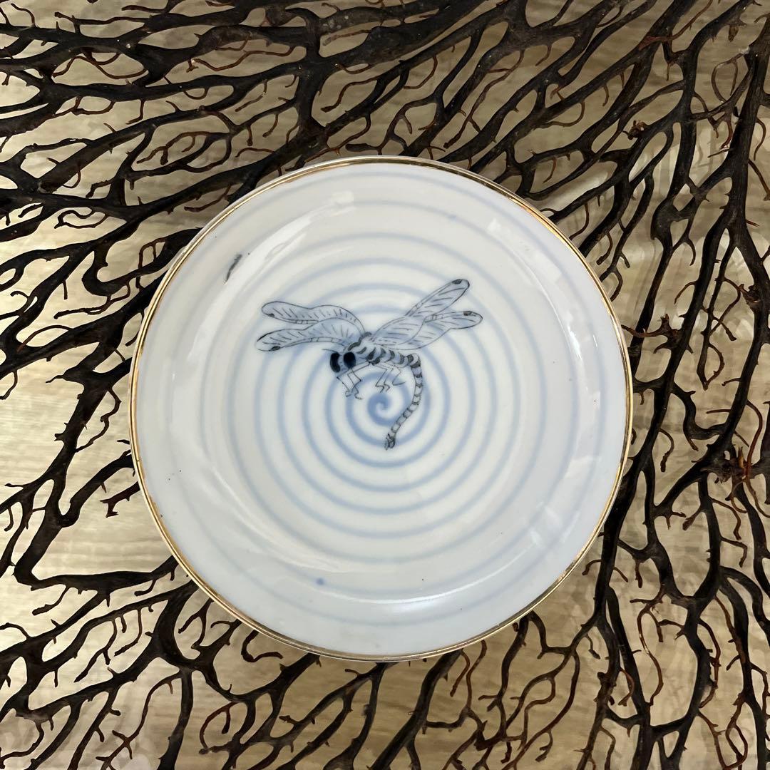 骨董　古伊万里　印判手　希少図案　図変わり印判　ぐるぐる　蜻蛉　勝ち虫　小皿２客