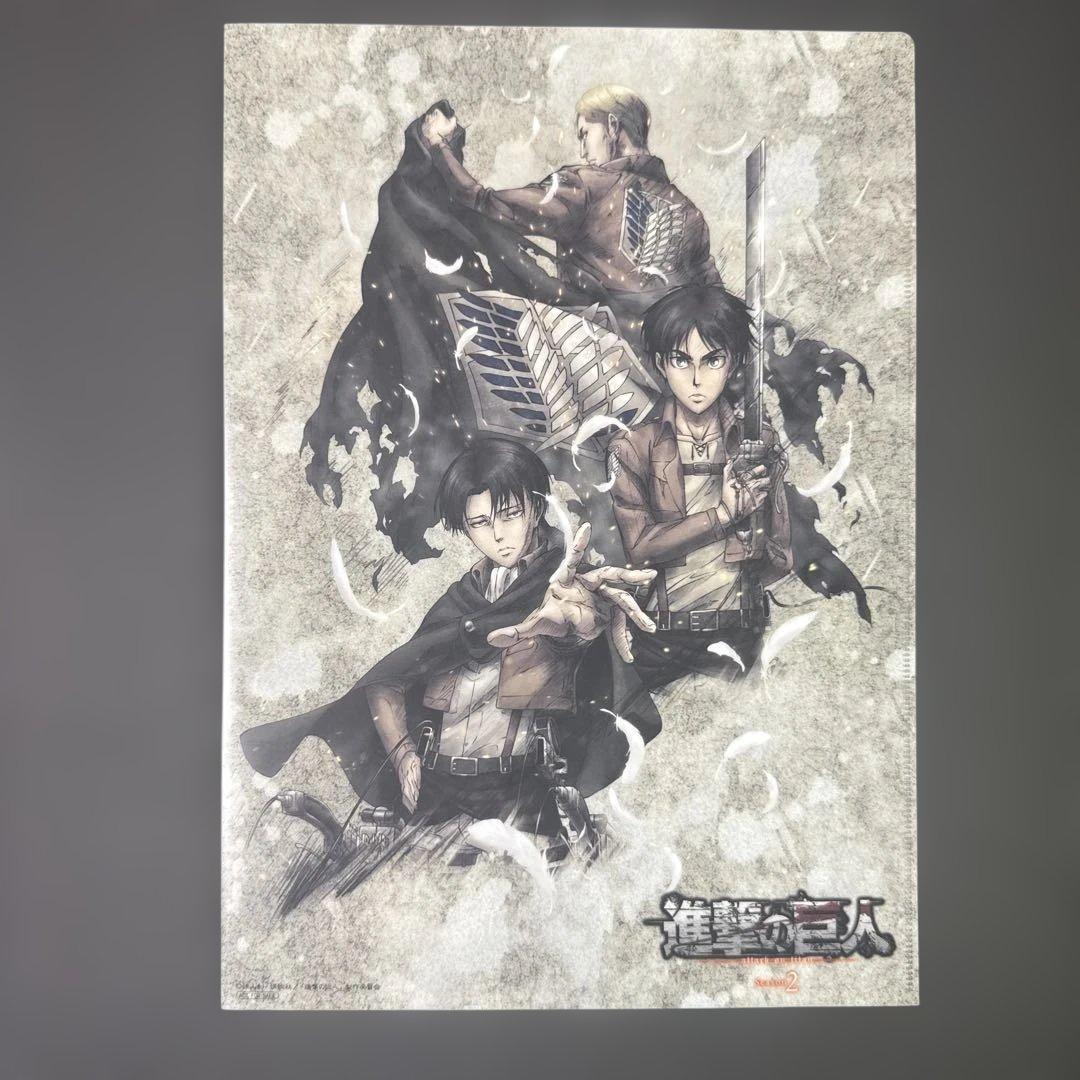進撃の巨人 クリアファイル&スリーブ付きノートセット