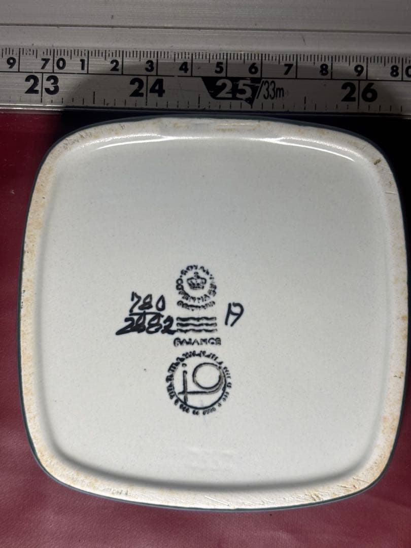 値下げしました　ロイヤルコペンハーゲン　北欧ヴィンテージ 陶器製 飾り皿