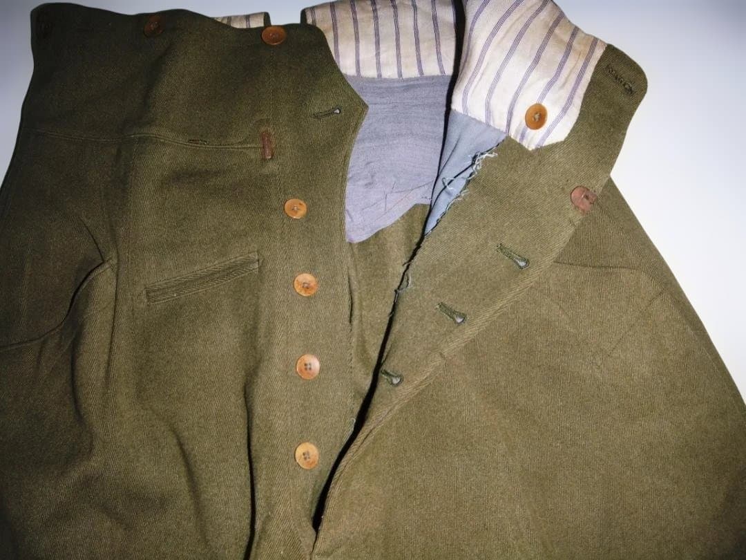 旧日本陸軍「将校用　九八式軍衣袴　制服上下」中古品