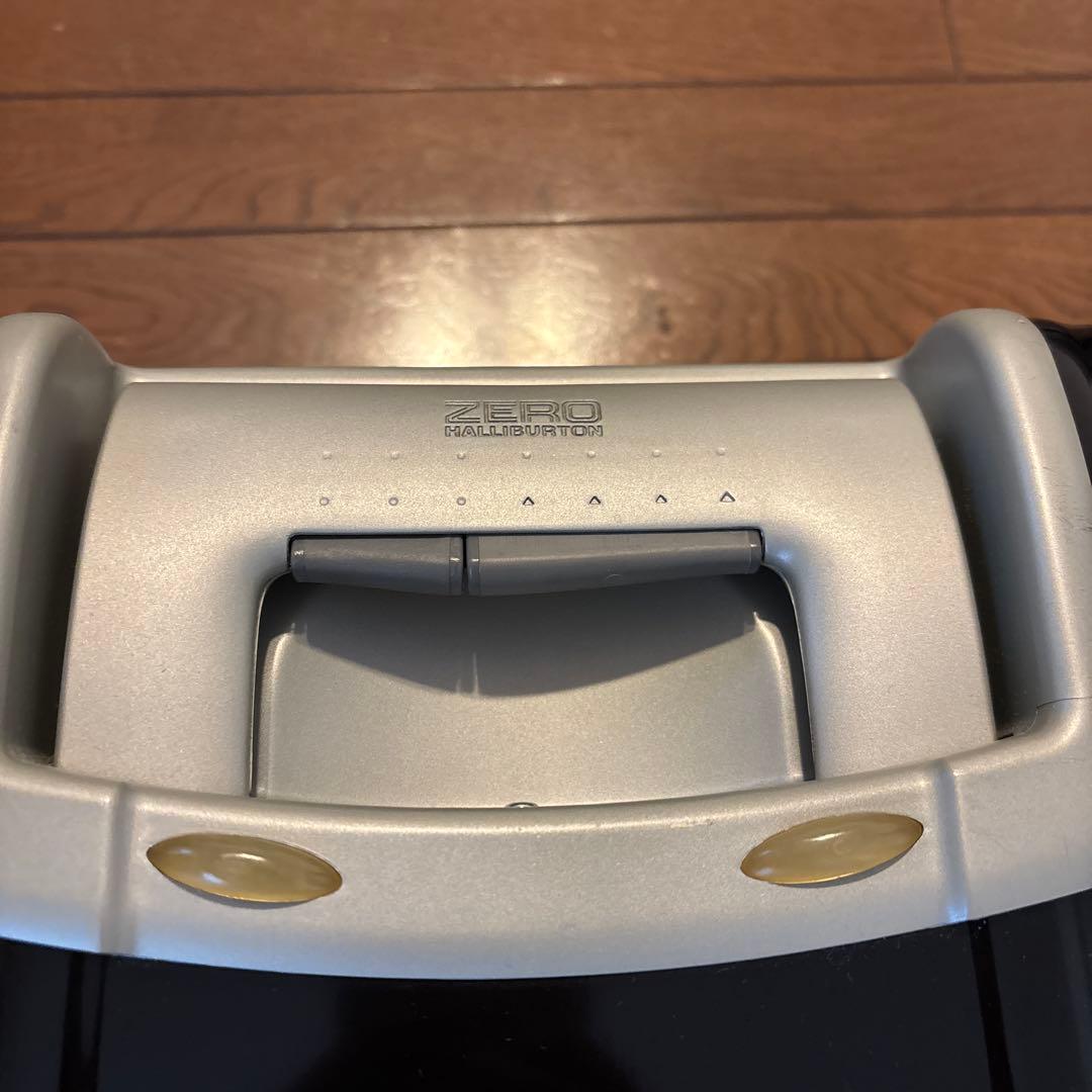 ZERO HALLIBURTON スーツケース 機内持ち込み