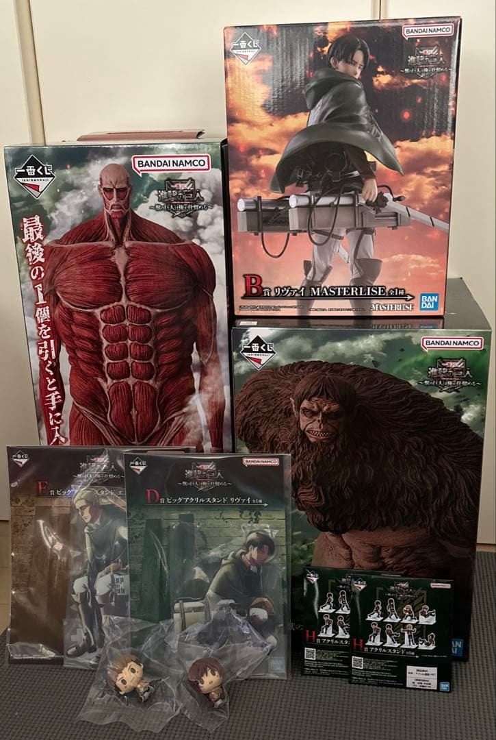 一番くじ 進撃の巨人 A賞 B賞 ラストワン賞 フィギュア 3体セット＋他賞
