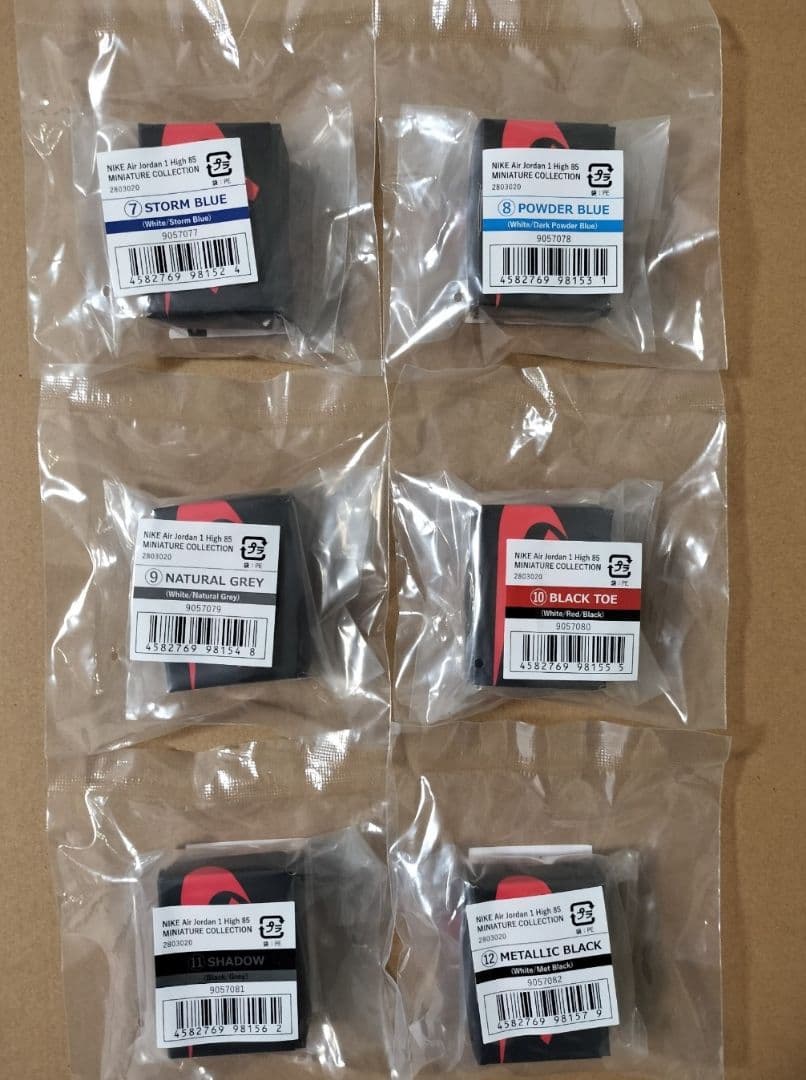 S*u様 オンライン版NIKE Air Jordan MINIATURE 全18