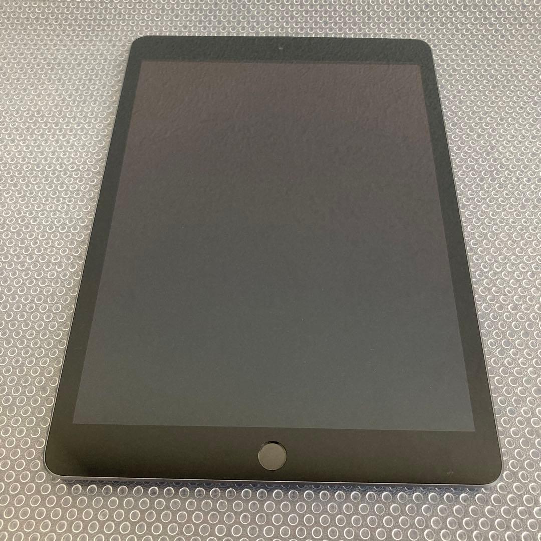 3565 外観美品☆電池ほぼ新品☆iPad8 第8世代 32GB SIMフリー☆