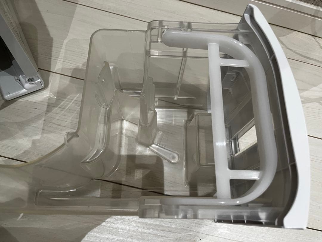 ［ジャンク品］Panasonic F-YHVX120 除湿機 ホワイト