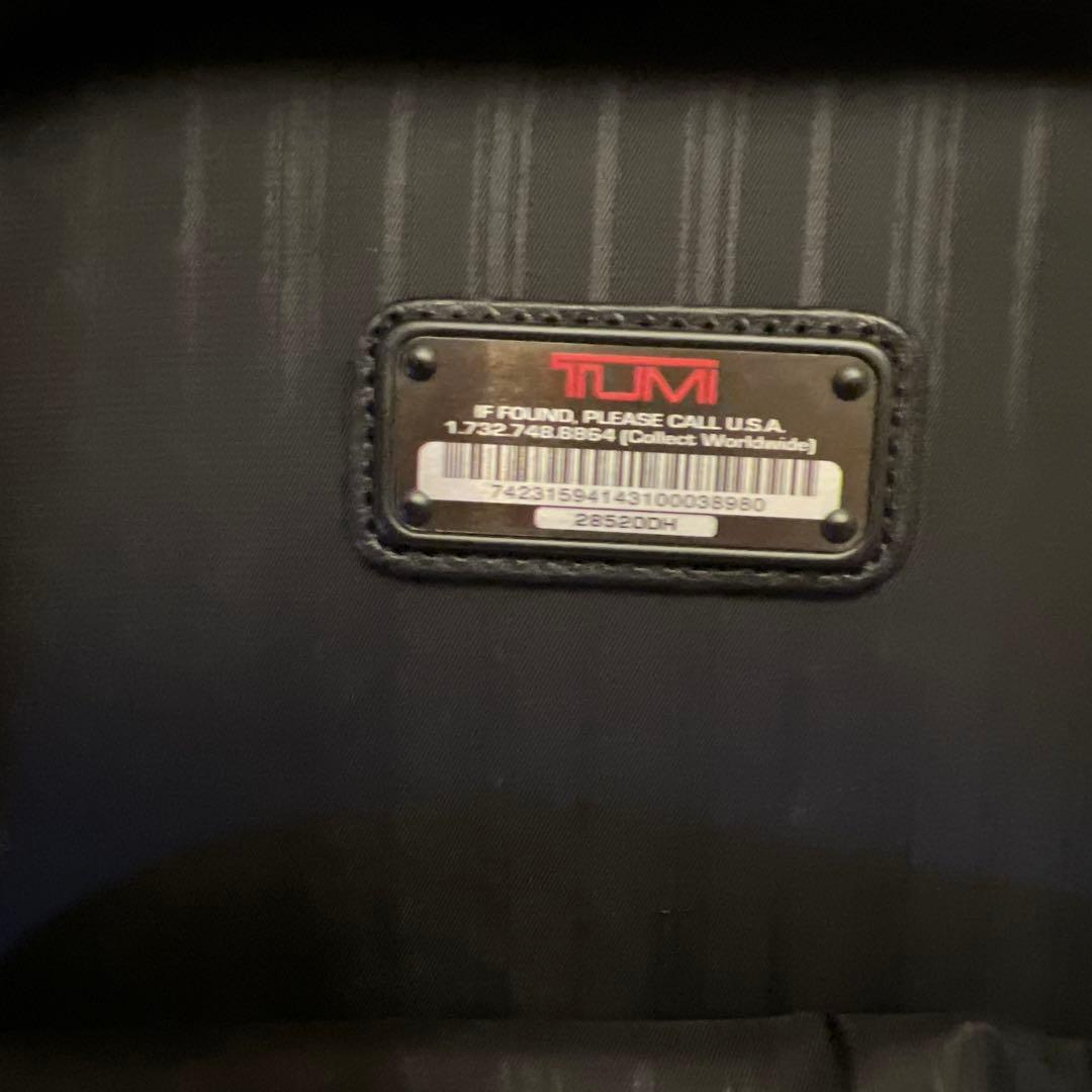 トゥミ/TUMI スーツケース　イニシャル入り