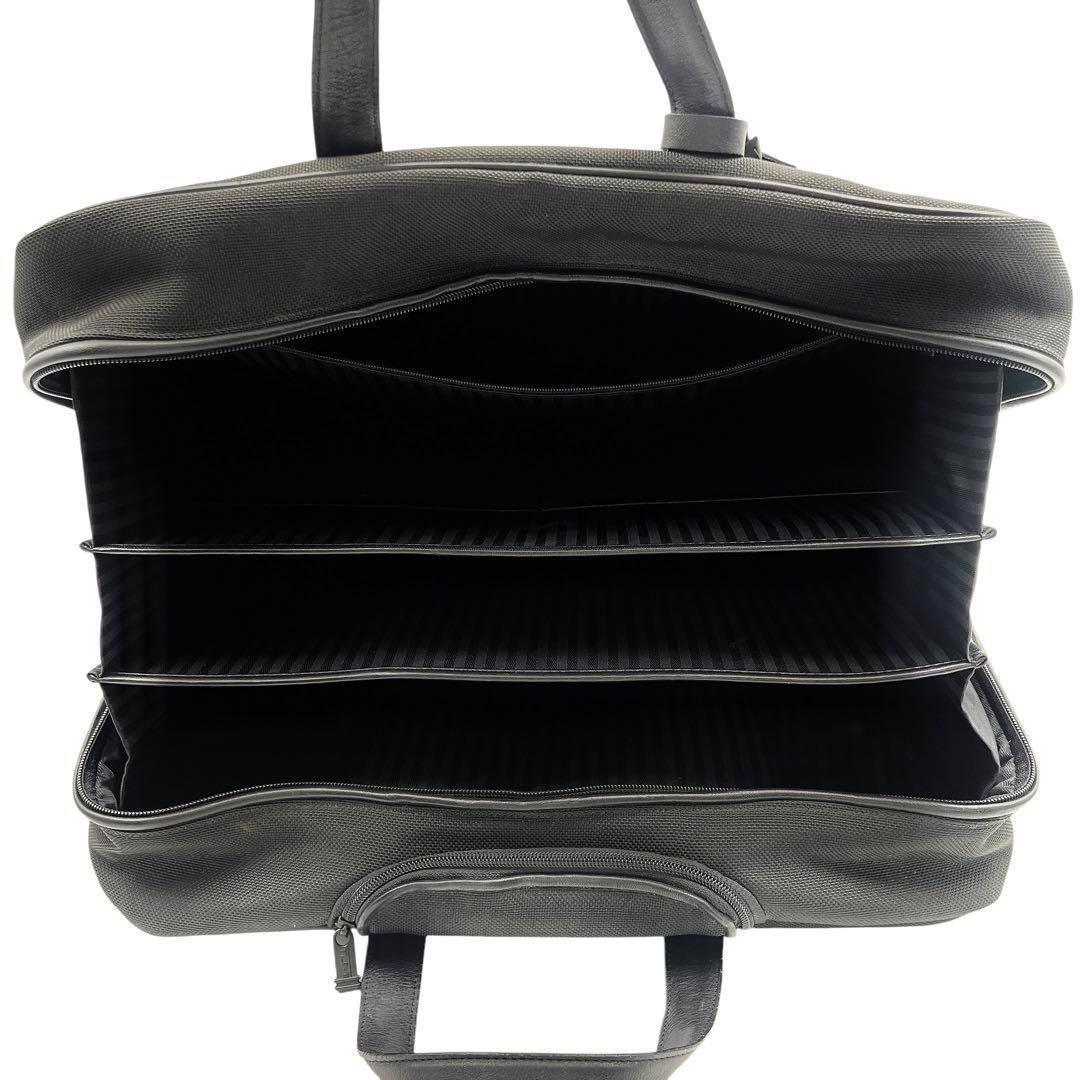 TUMI キャリー ブラック 大容量 メンズ ビジネスバッグ 8833