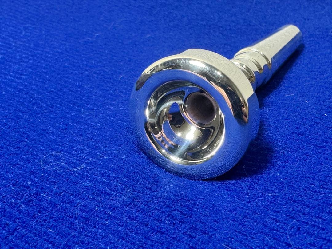 【送料込み】クルトワ　トランペットマウスピース　7C