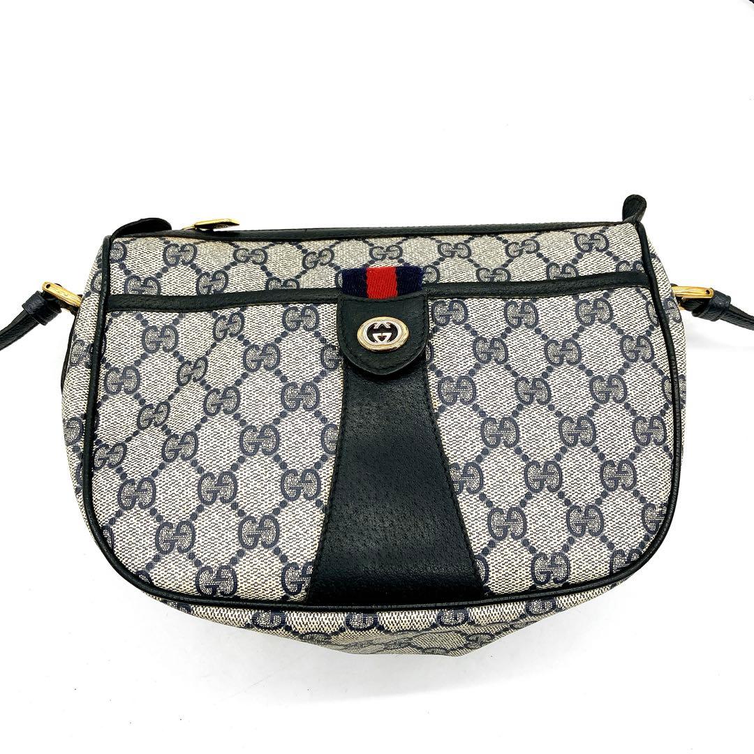 【GUCCI】ショルダーバッグ　GGスプリーム シェリーライン　ベージュ　自立