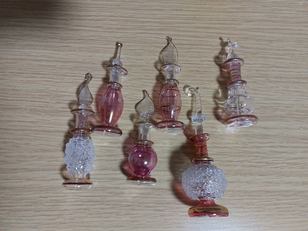 即購入可　エジプト　香水瓶　ガラス瓶　78点　セット　まとめ売り