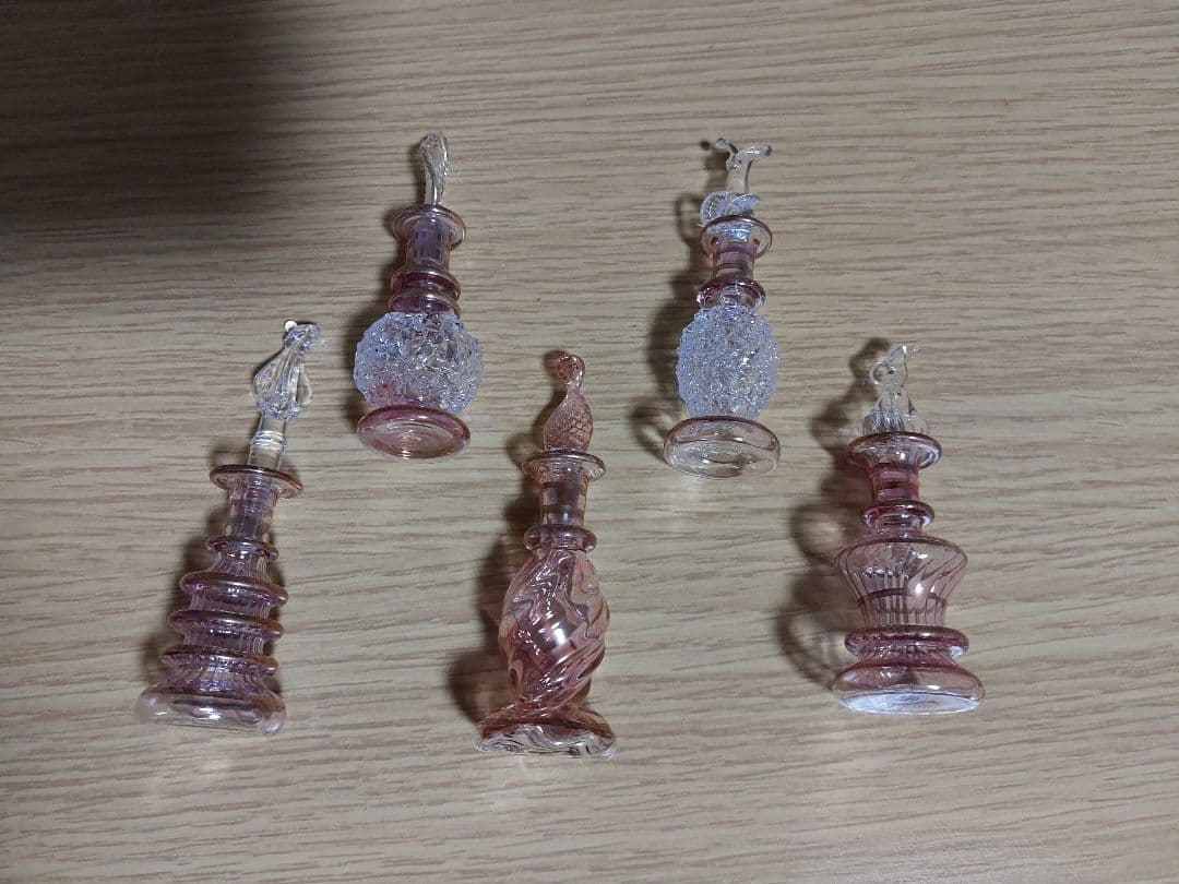 即購入可　エジプト　香水瓶　ガラス瓶　78点　セット　まとめ売り