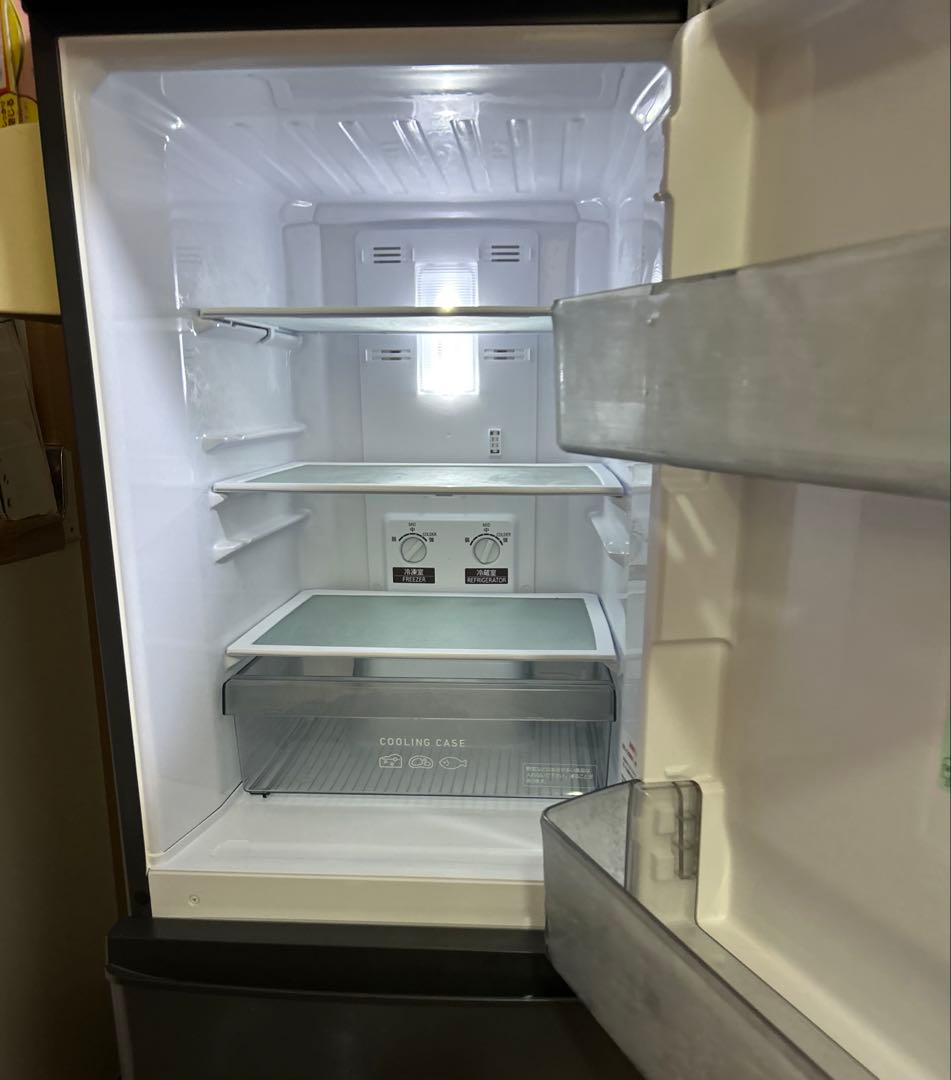冷蔵庫　三菱　MRP15FH 2020製　濃グレー色