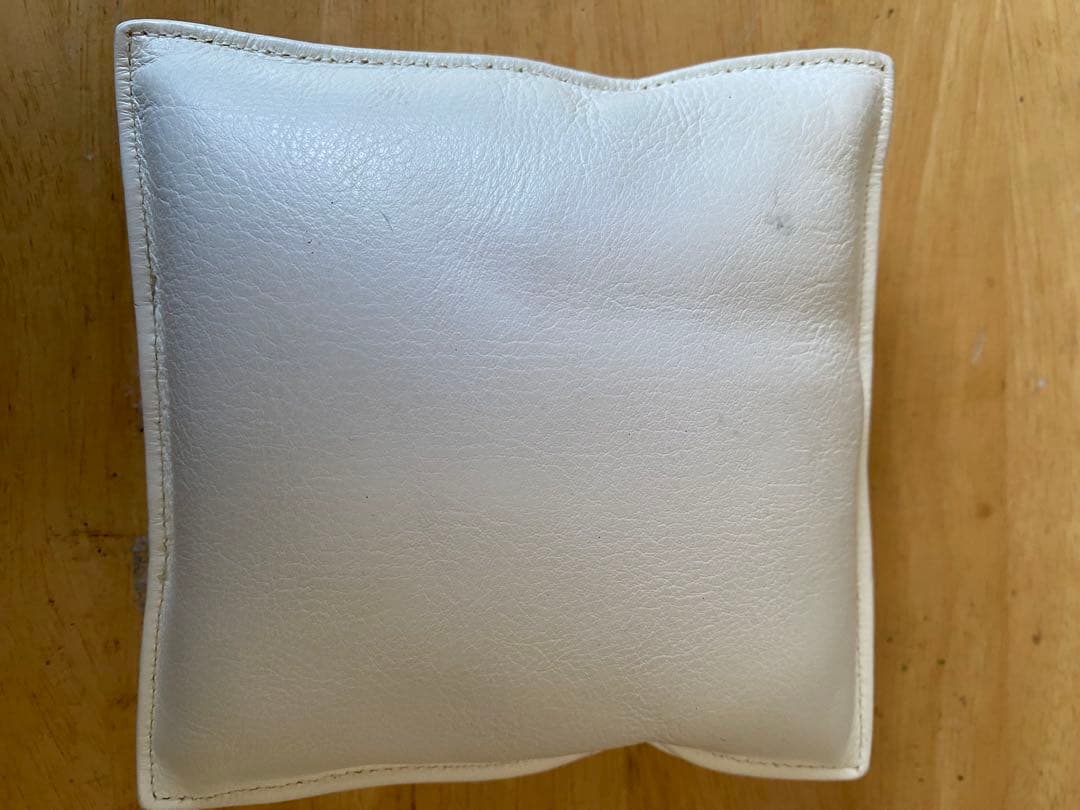 POP MART 正規品のみ販売 非売品　クロムハーツ　ディスプレイ