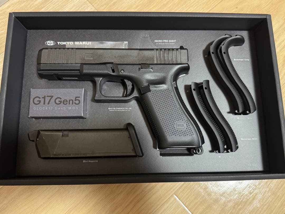 新品　東京マルイ　G17 Gen5 Mos
