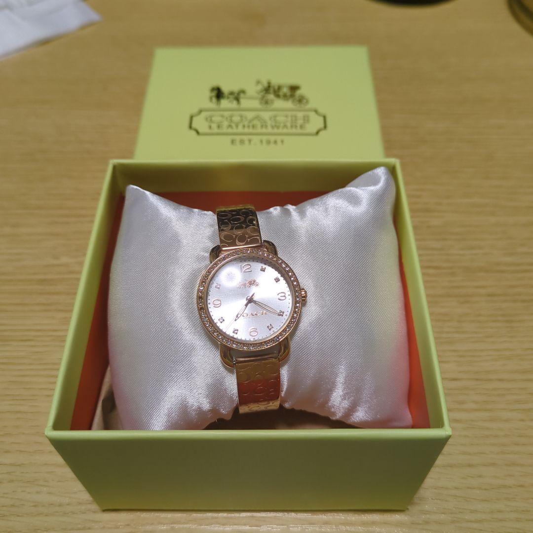 COACHレディース腕時計【未使用に近い】