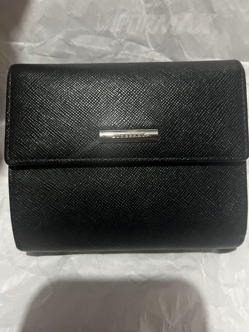 【美品】BURBERRY バーバリー　ブラック二つ折り財布