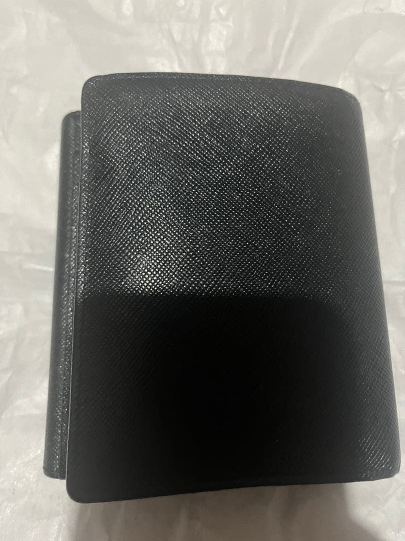 【美品】BURBERRY バーバリー　ブラック二つ折り財布