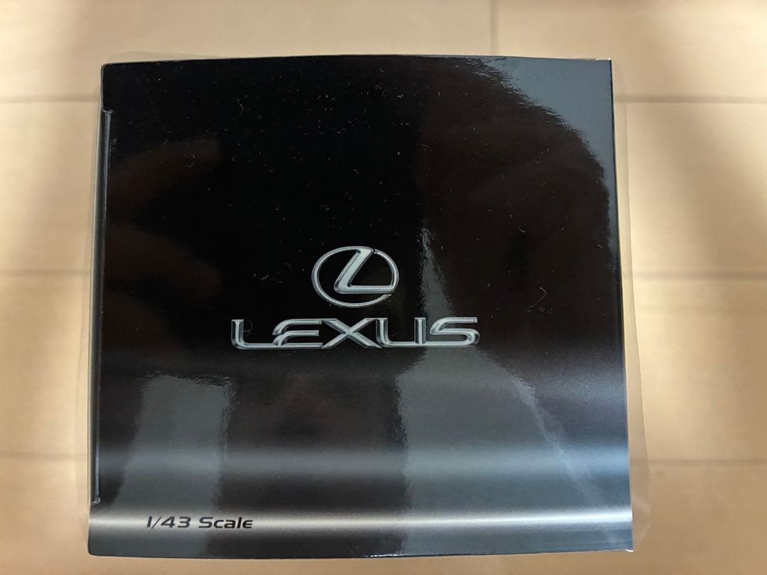 Lexus LS500 F SPORT 1/43スケール