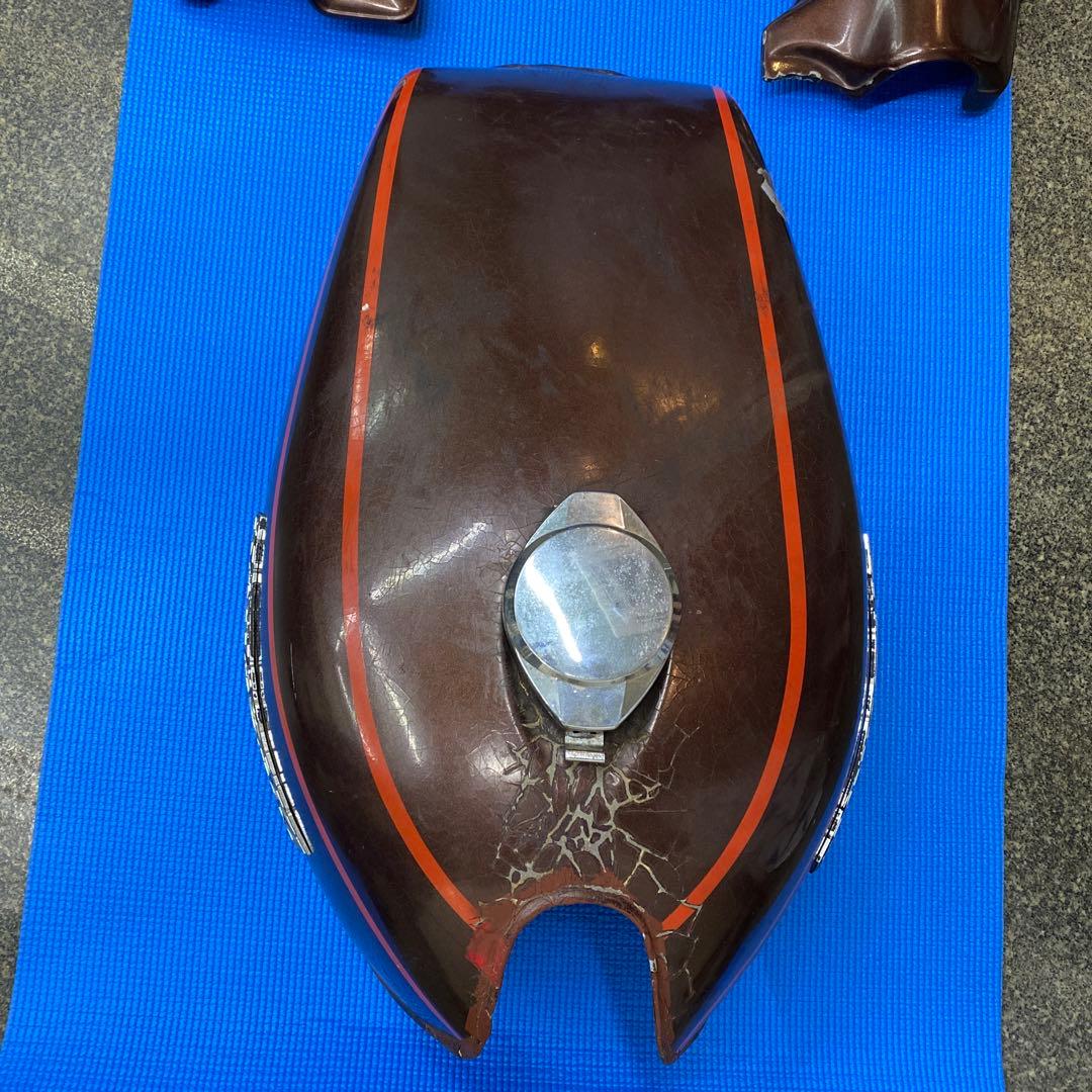 z1.z2.kz. エビ　オレンジタイガー.純正. 当時物　外装一式