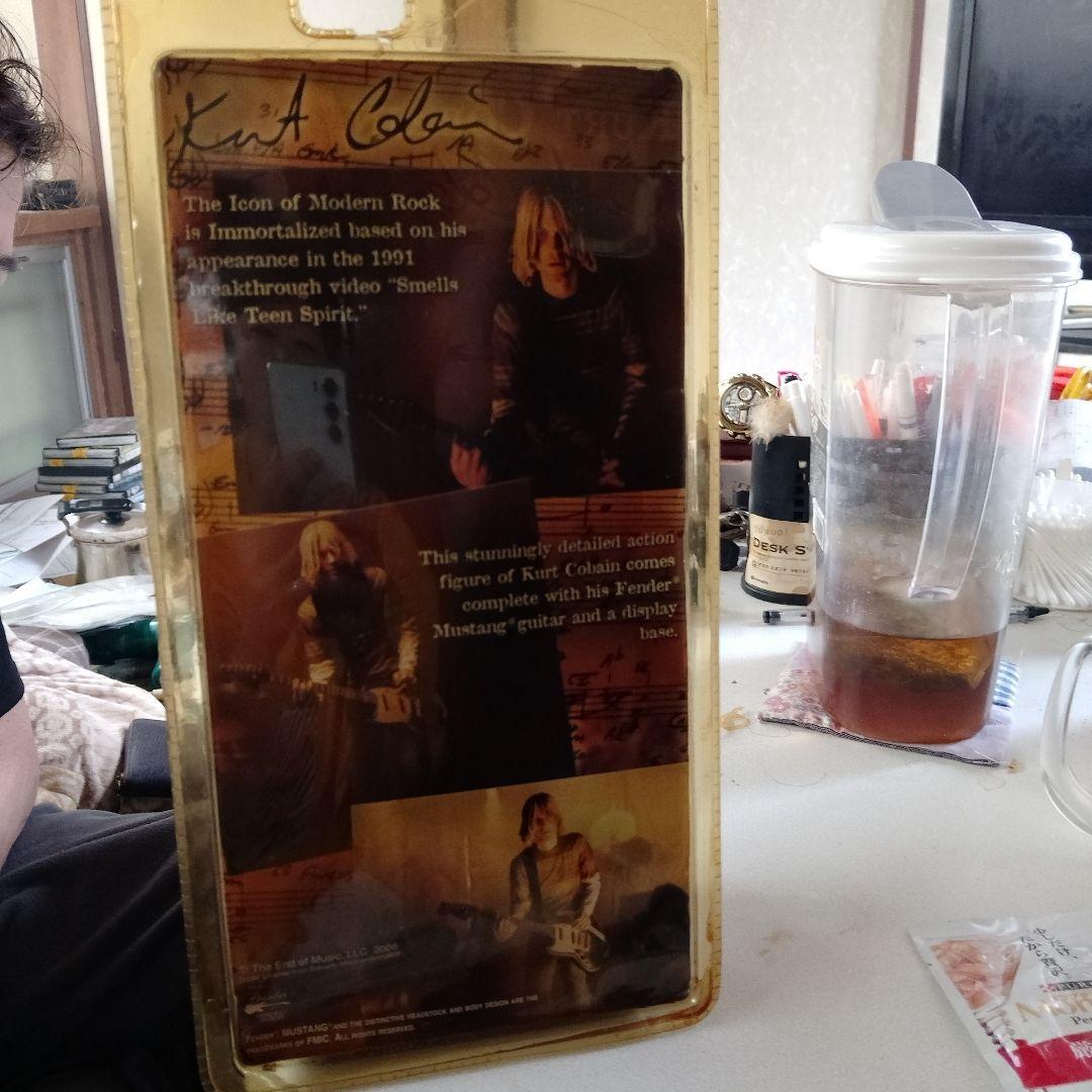 カート・コバーンフィギュア