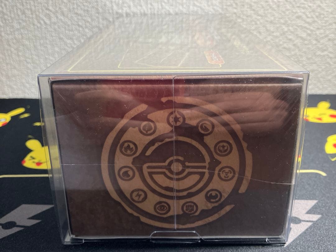 ミステリーボックス シュリンク付き 未開封品 ハードケース付き ポケモンカード