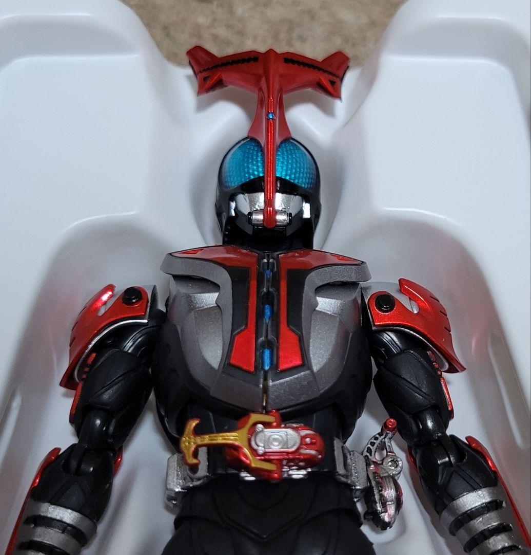 真骨彫製法 仮面ライダー カブト ハイパーフォーム