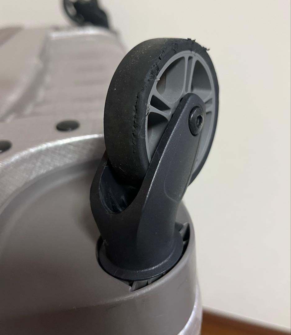 サムソナイト コスモライト 123L 超軽量　キャリー　ペール