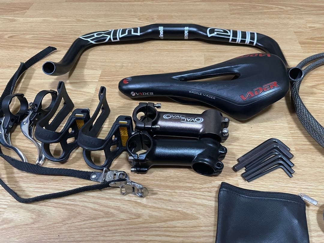 l*y様 ピストバイク リアハブ固定スタンド クリプトナイト U字ロック パーツ