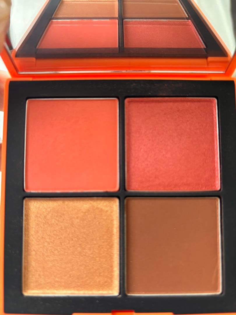 【完売！】NARS ホットエスケープ Ⅲ