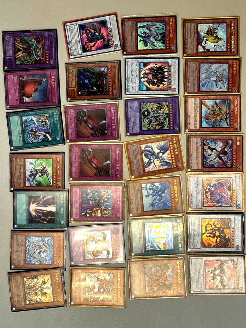 遊戯王OCG トレーディングカード 約1300枚