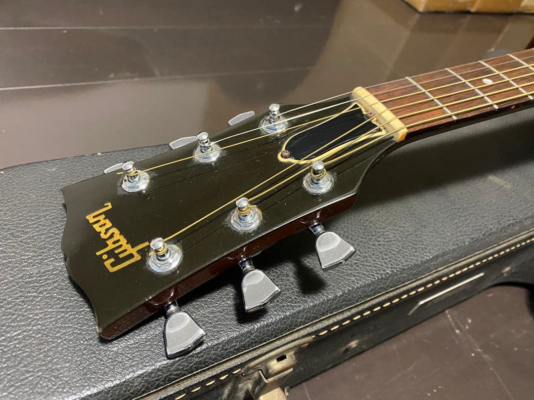 アコースティックギター　Gibson