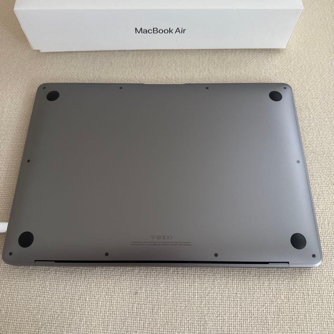 12.24まで MacBook Air スペースグレー 未使用 13インチ　M1