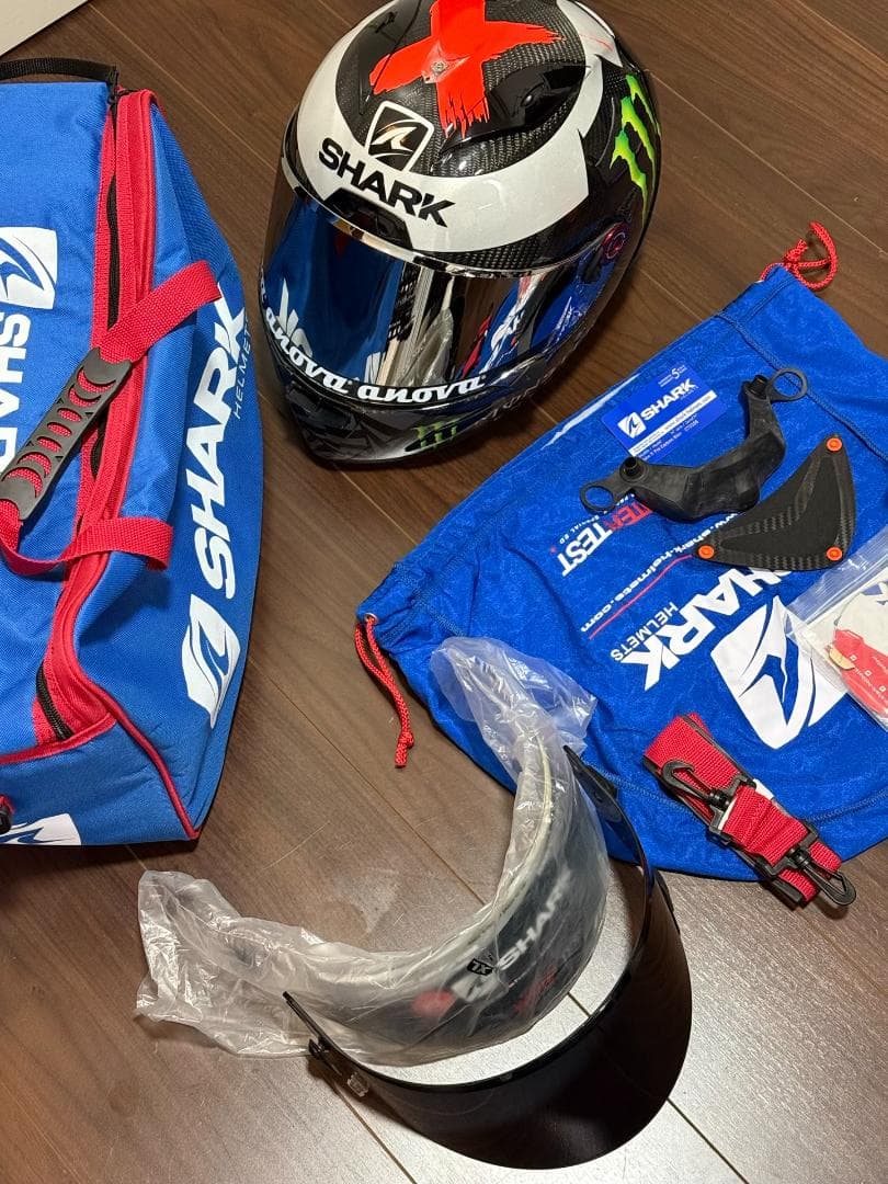 セキュリティ・セーフティ SHARK RACE-R PRO GP LORENZO WINTER TEST
