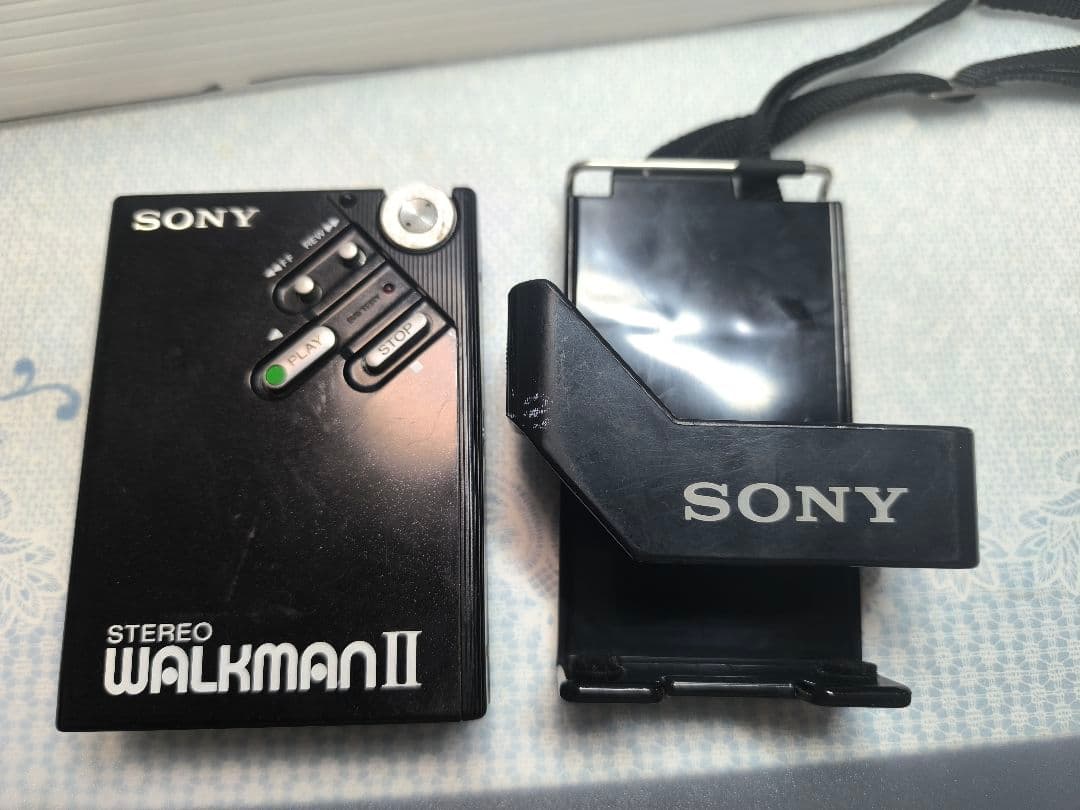 【希少ホルダー付】SONY WALKMAN II WM-2 通電のみ確認 不動品