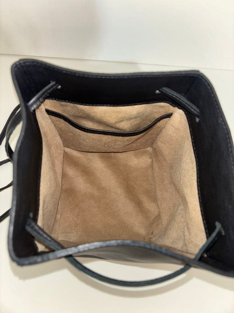 ch!iii bagブラックレザーバッグ 2way スクエアバック　牛革