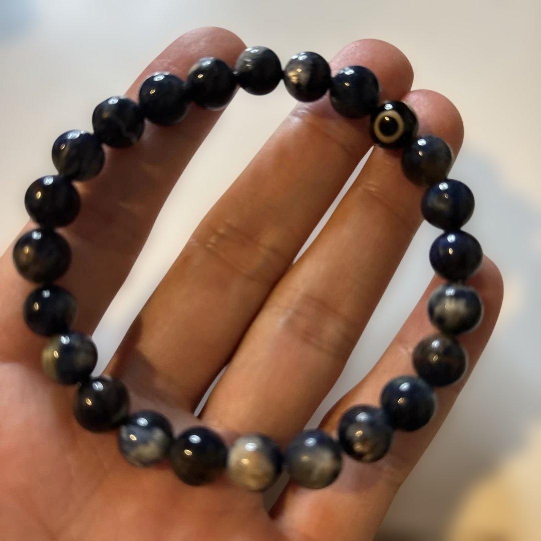 三眼天珠とカイヤナイトたん！ズーンとくる！すごい組み合わせ！