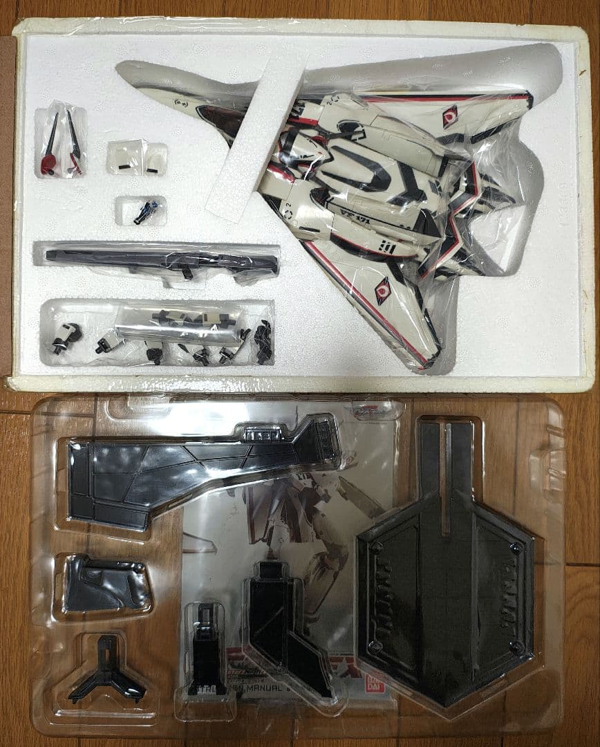 DX超合金 VF-171EX ナイトメアプラス + アーマードパーツ アルト機