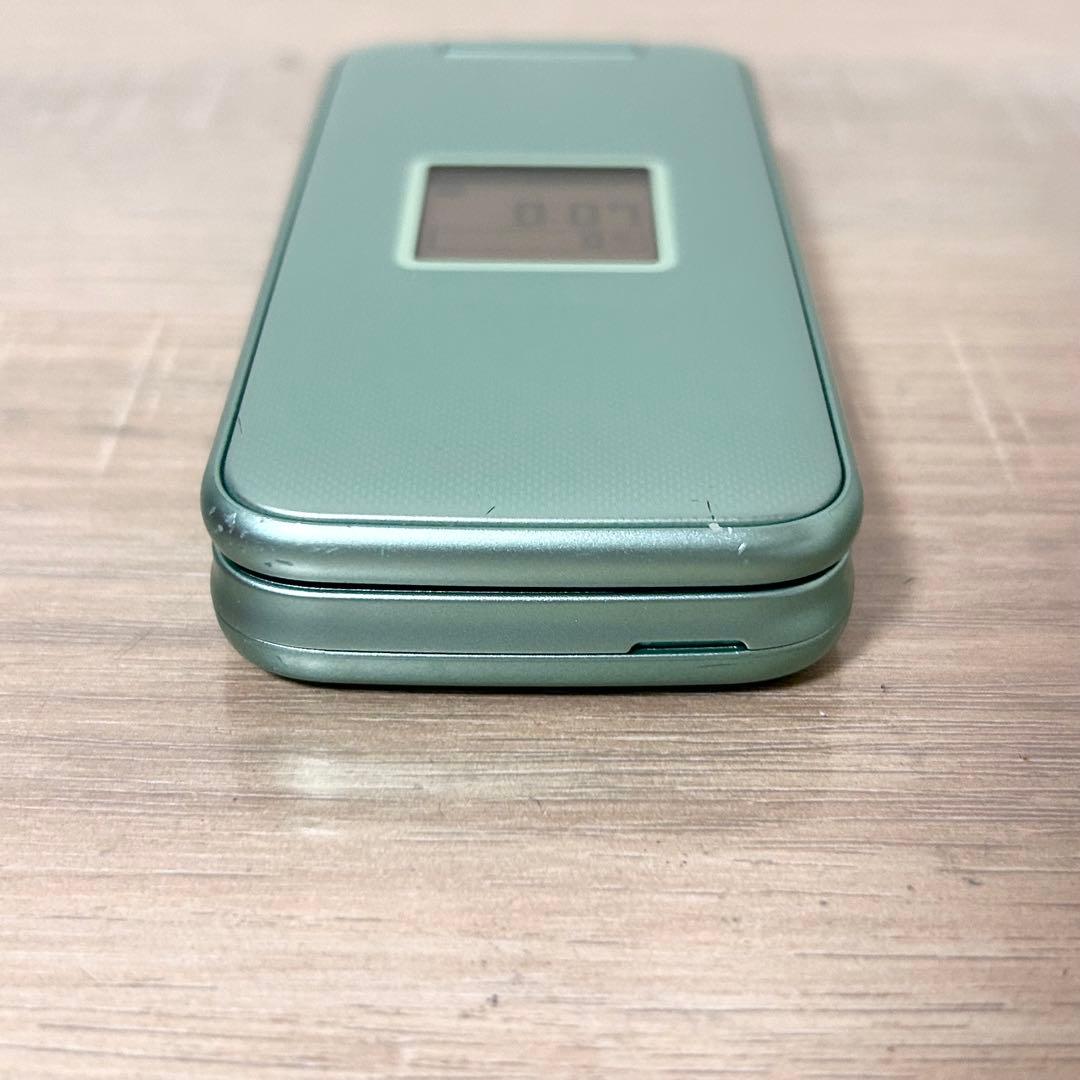 FUJITSU らくらくホン F-02J ミントグリーン 取説/ガイド/充電器付