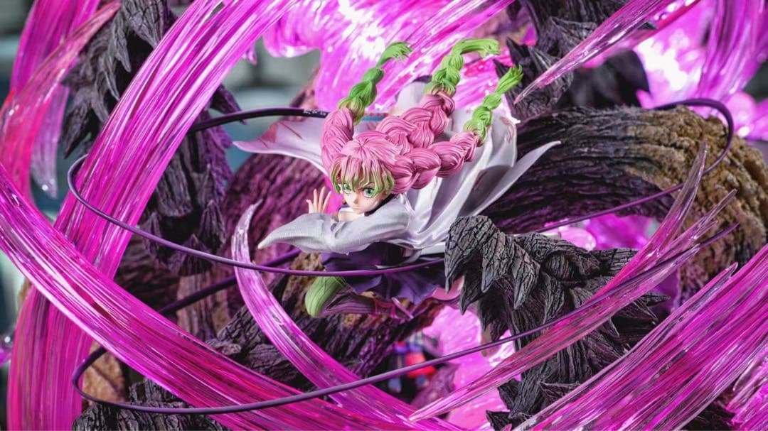 恋柱・甘露寺蜜璃 フィギュア　鬼滅の刃 Demon Slayer