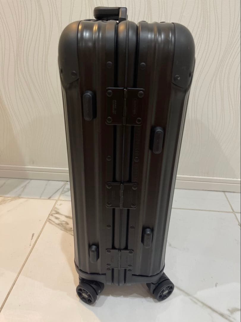 RIMOWA リモワ トパーズ ステルス 32L 機内持ち込　可能 使用1回