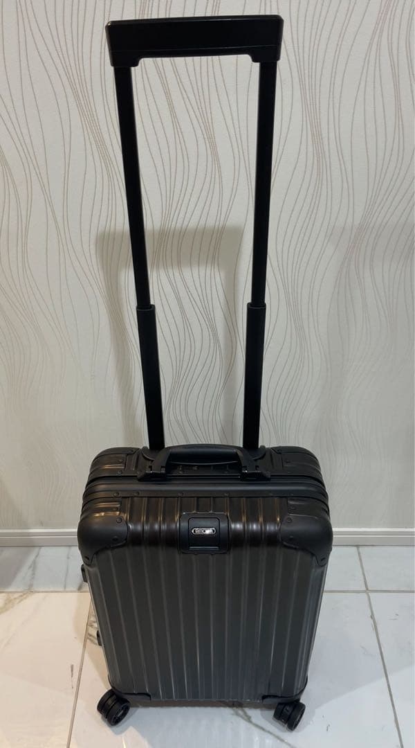 RIMOWA リモワ トパーズ ステルス 32L 機内持ち込　可能 使用1回