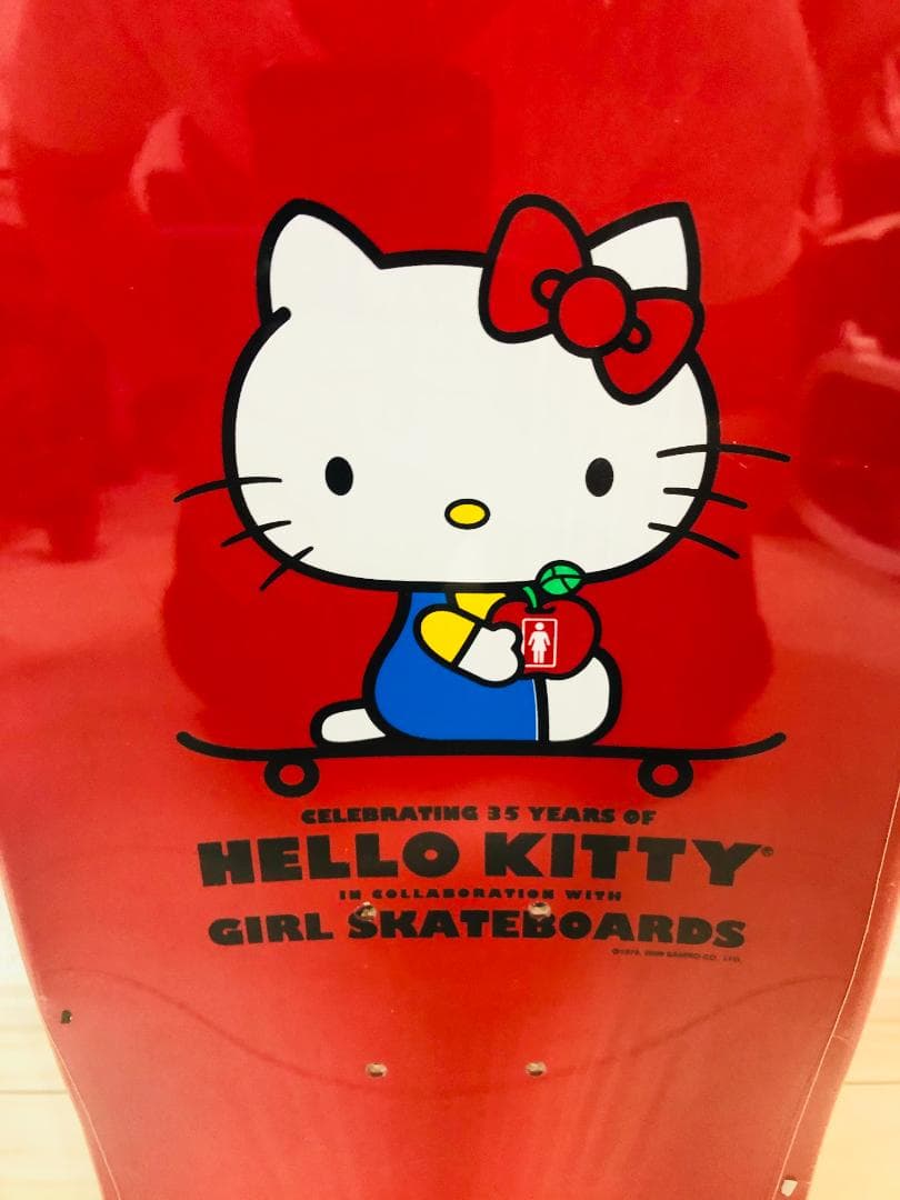 台湾製無地黒デッキテープ付きGIRL ガール　8.0デッキ ハローキティ