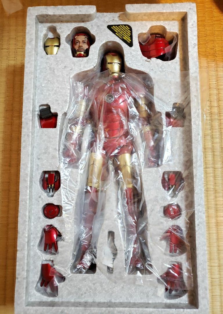 【新品未使用】ホットトイズ アイアンマン・マーク3 DIECAST 1/6