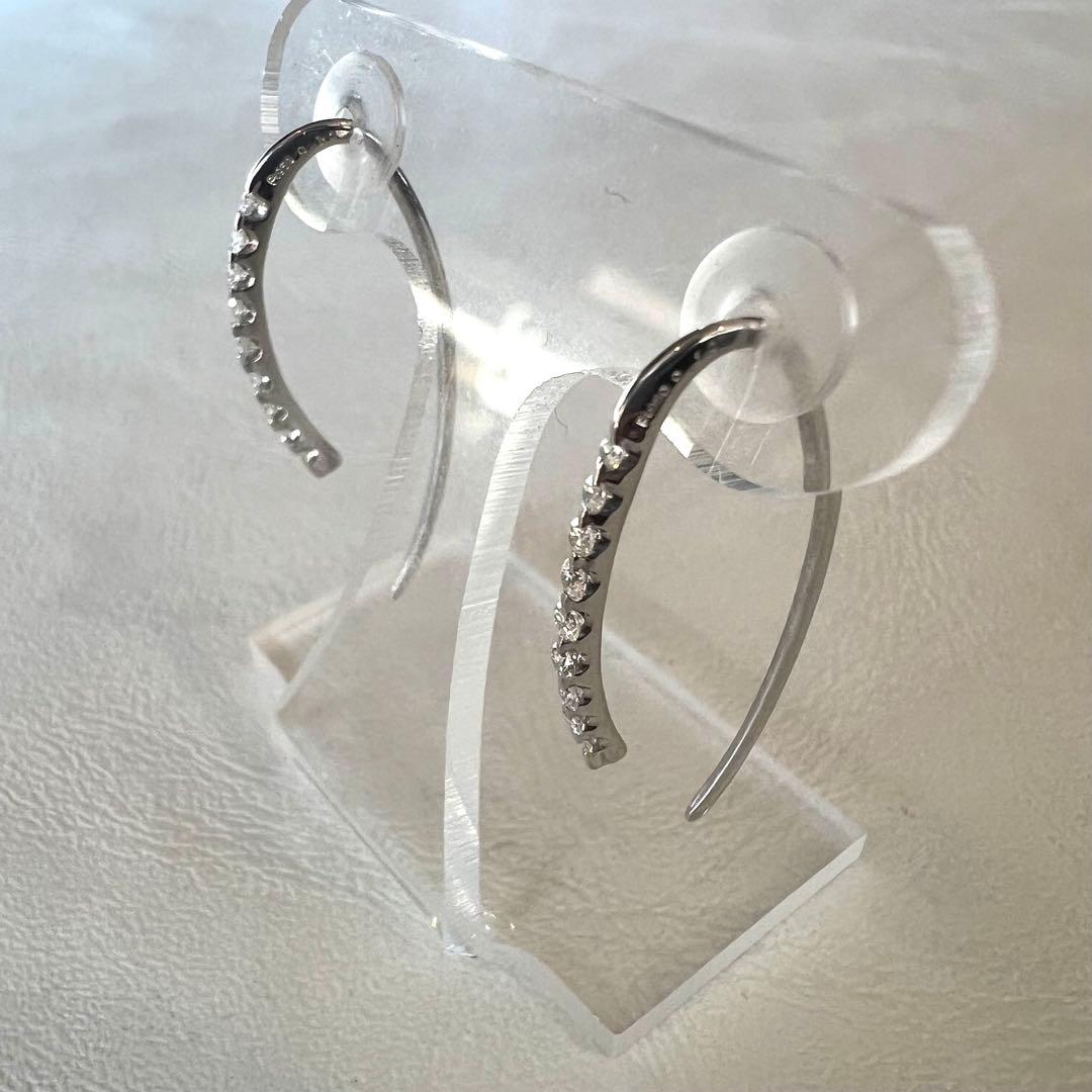 美品 pt900 プラチナ ピアス ダイヤ 0.20ct 1.6g P810