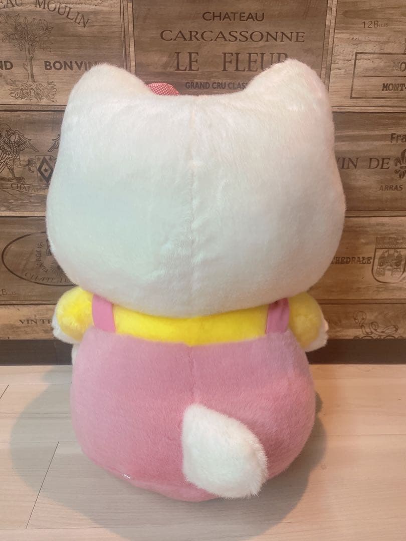 ヴィンテージ／ハローキティBIGぬいぐるみ