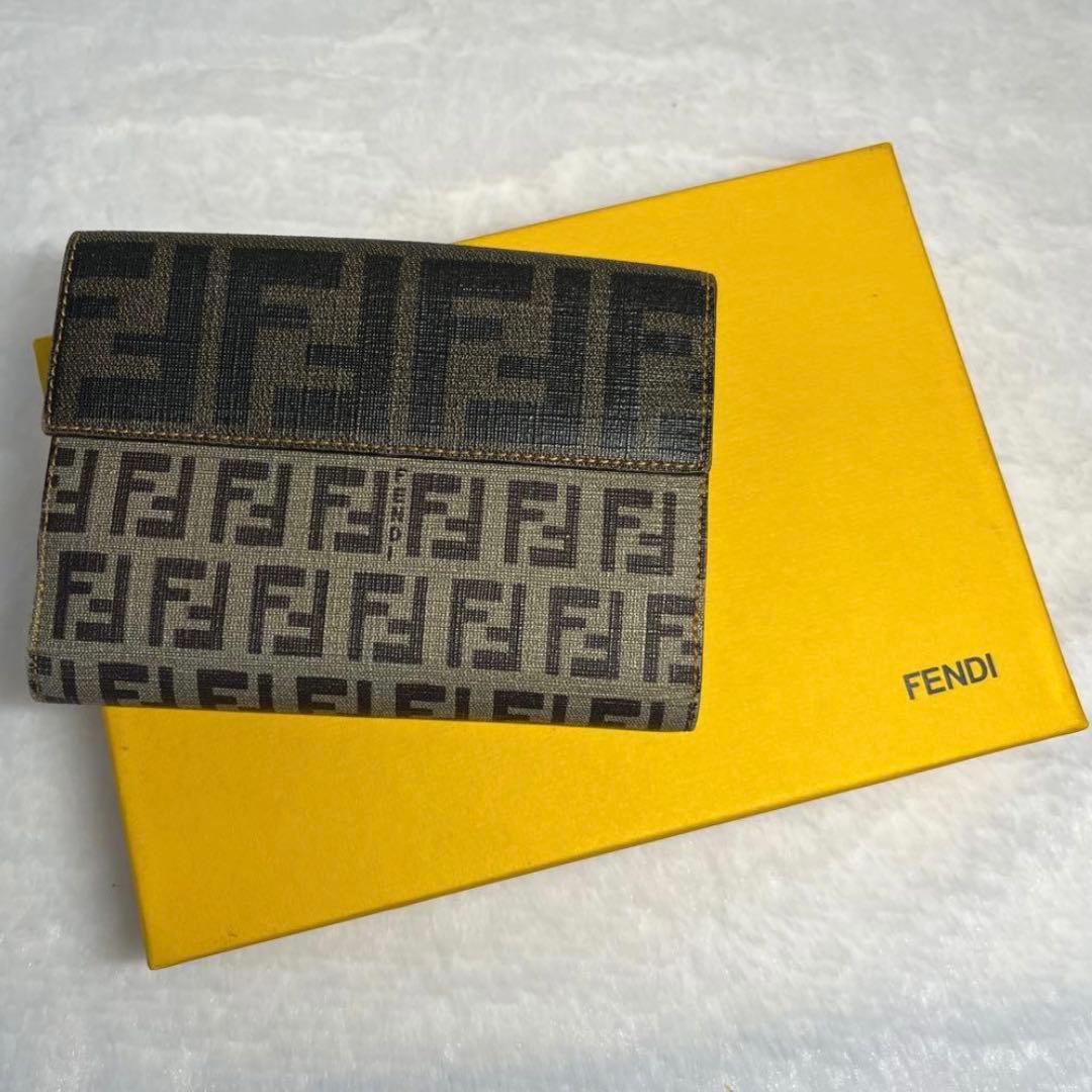 FENDI 二つ折り財布 ウォレット ズッカ柄 ズッキーノ柄
