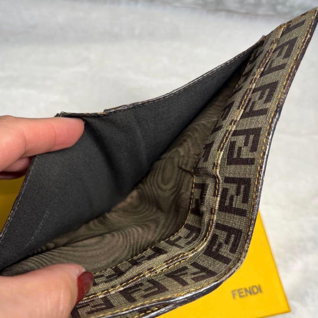 FENDI 二つ折り財布 ウォレット ズッカ柄 ズッキーノ柄