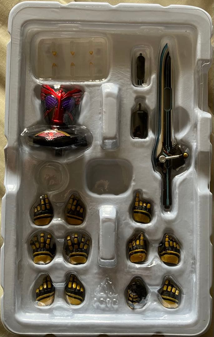 S.H.Figuarts 真骨彫製法 仮面ライダーオーズ ラトラーターコンボ