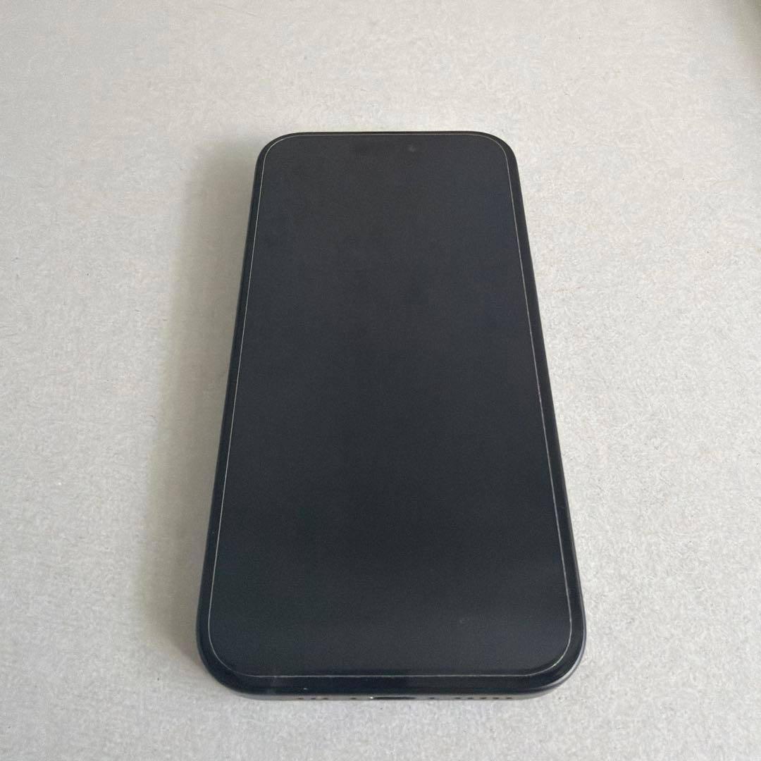 Apple iPhone 15 128GBブラック 本体