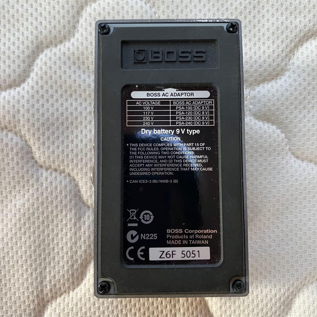 BOSS リバーブエフェクター RV-6